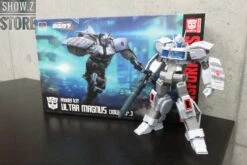 Flame Toys Furai Model Ultra Magnus Model Kit IDW Version -MECHA REALM STORE 0d5fe9128e