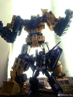 Toyworld TW-C07Y Constructor Devastator -MECHA REALM STORE 16b650a079