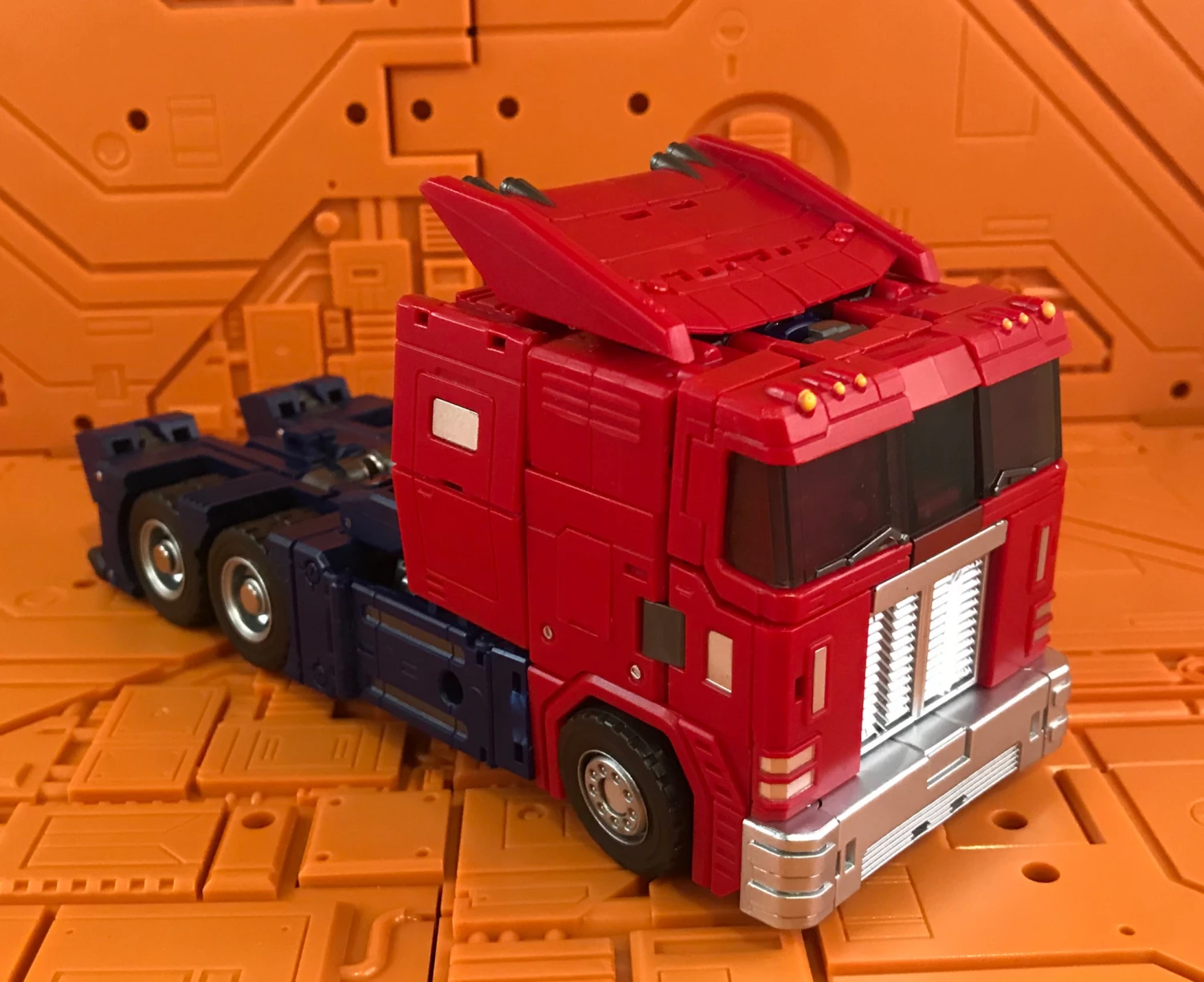 Zeta Toys EX-01 MP10 Optimus Prime 4 Zeta Toys EX-01 MP10 Optimus Prime - Image 4