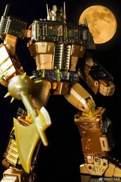 Takara MP10G MP-10G Masterpiece Optimus Prime Gold Lagoon Edition -MECHA REALM STORE 239dd087f7