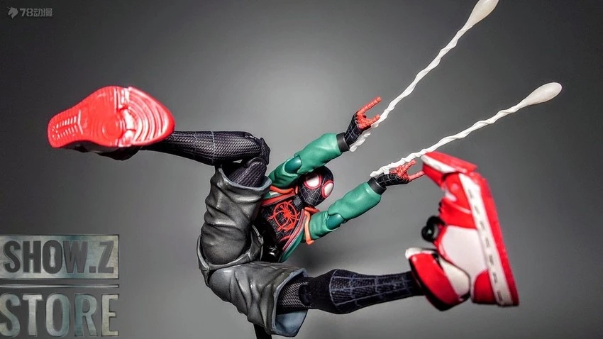 Sentinel Toys Spider-Man: Into The Spider-Verse Miles Morales 18 Sentinel Toys Spider-Man: Into The Spider-Verse Miles Morales - Image 18