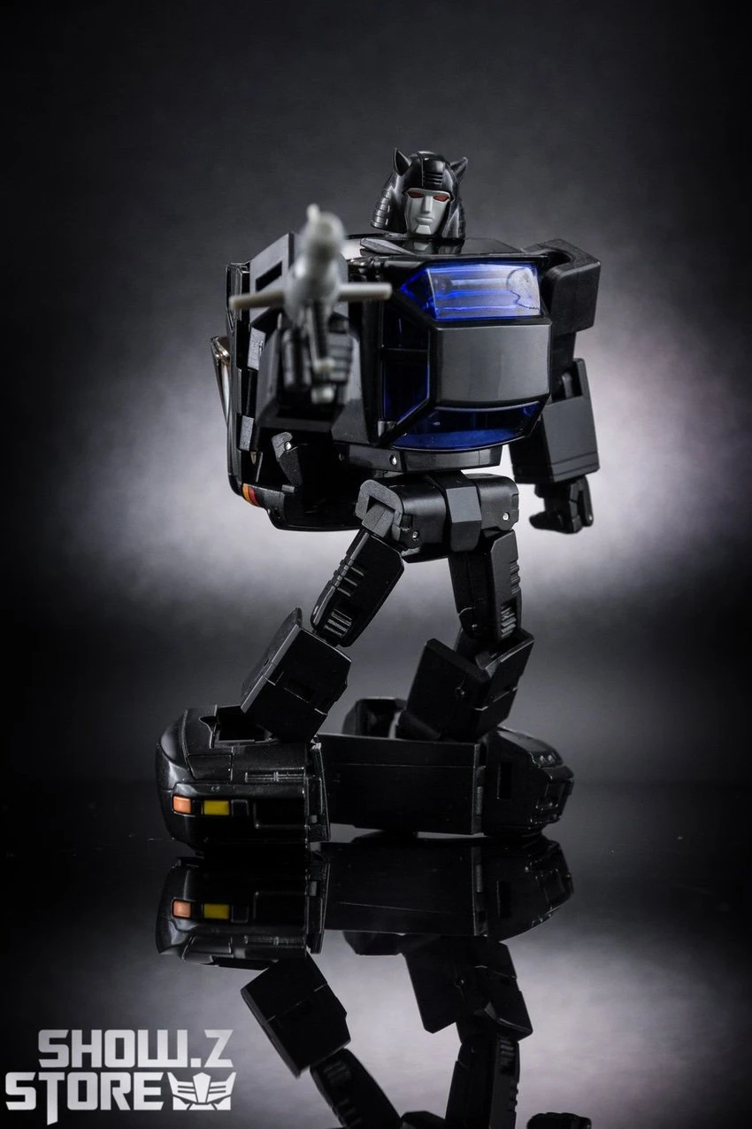 XTransbots MM-10C Toro Cliffjumper Clone Version 6 XTransbots MM-10C Toro Cliffjumper Clone Version - Image 6