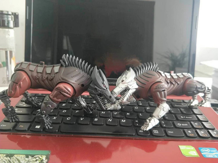 Unique Toys UT Steeljaw For Perukill AOE Lockdown Set Of 2 10 Unique Toys UT Steeljaw For Perukill AOE Lockdown Set Of 2 - Image 10