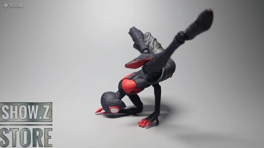 Sentinel Toys Spider-Man: Into The Spider-Verse Miles Morales 10 Sentinel Toys Spider-Man: Into The Spider-Verse Miles Morales - Image 10