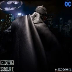 MEZCO Toyz DC Comics One:12 Collective Batman: Supreme Knight 12 MEZCO Toyz DC Comics One:12 Collective Batman: Supreme Knight -MECHA REALM STORE 441716361e