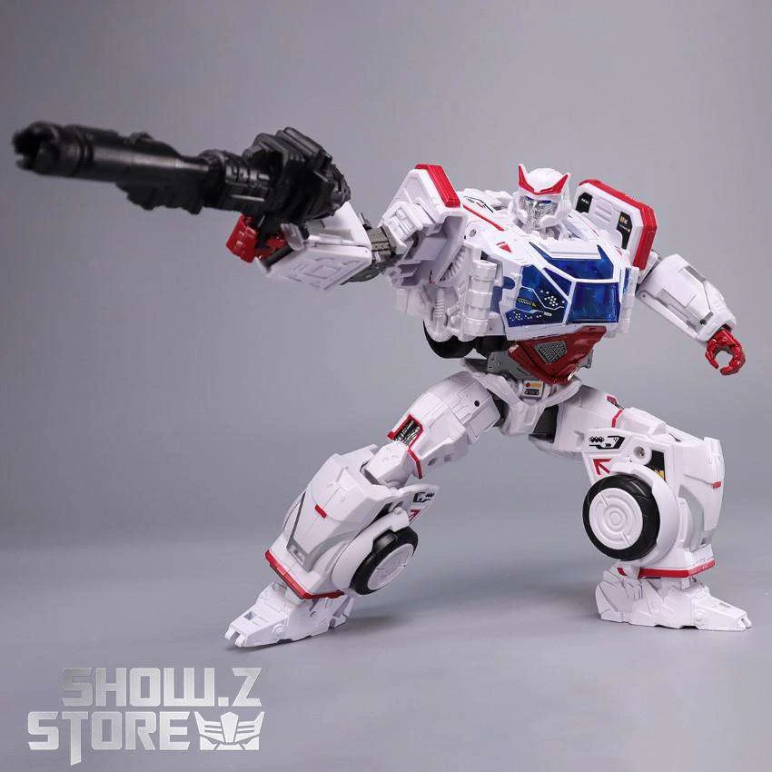 Shock Warrior SW-01 Oversized Studio Series SS82 Ratchet 1 Shock Warrior SW-01 Oversized Studio Series SS82 Ratchet