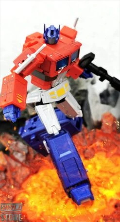 Magic Square MS-B18X Light Of Justice Optimus Prime Metallic Version -MECHA REALM STORE 794b327f4f