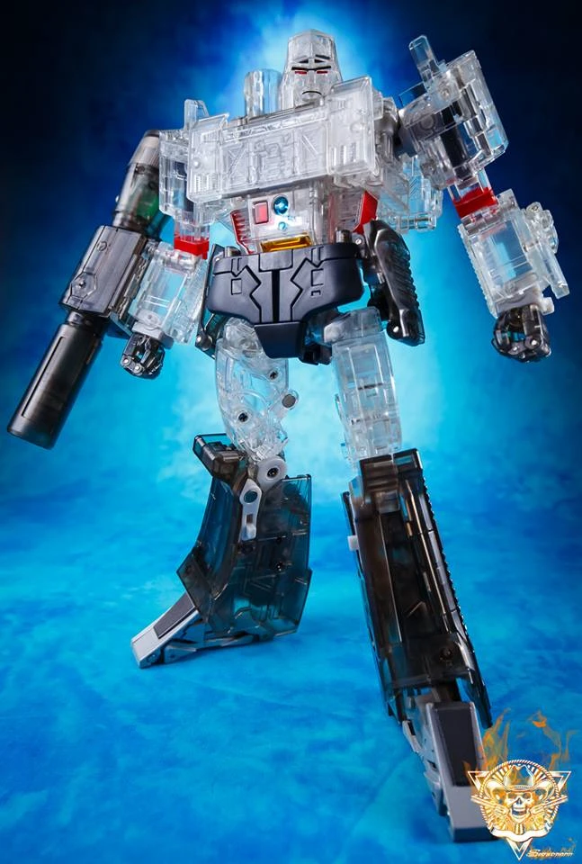 Toy House Factory Dynastron MP-36 Megatron Clear Version 2 Toy House Factory Dynastron MP-36 Megatron Clear Version - Image 2