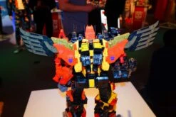 Hasbro POTP Titan Class Predaking Feral Rex Set Of 5 Figures -MECHA REALM STORE abad167657
