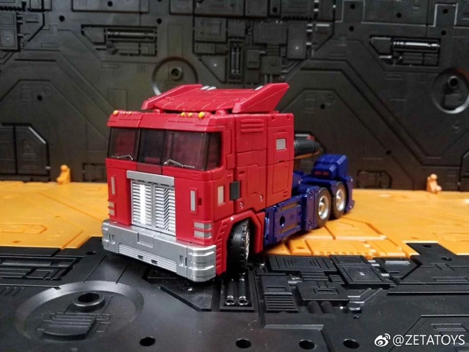 Zeta Toys EX-01 MP10 Optimus Prime 6 Zeta Toys EX-01 MP10 Optimus Prime - Image 6