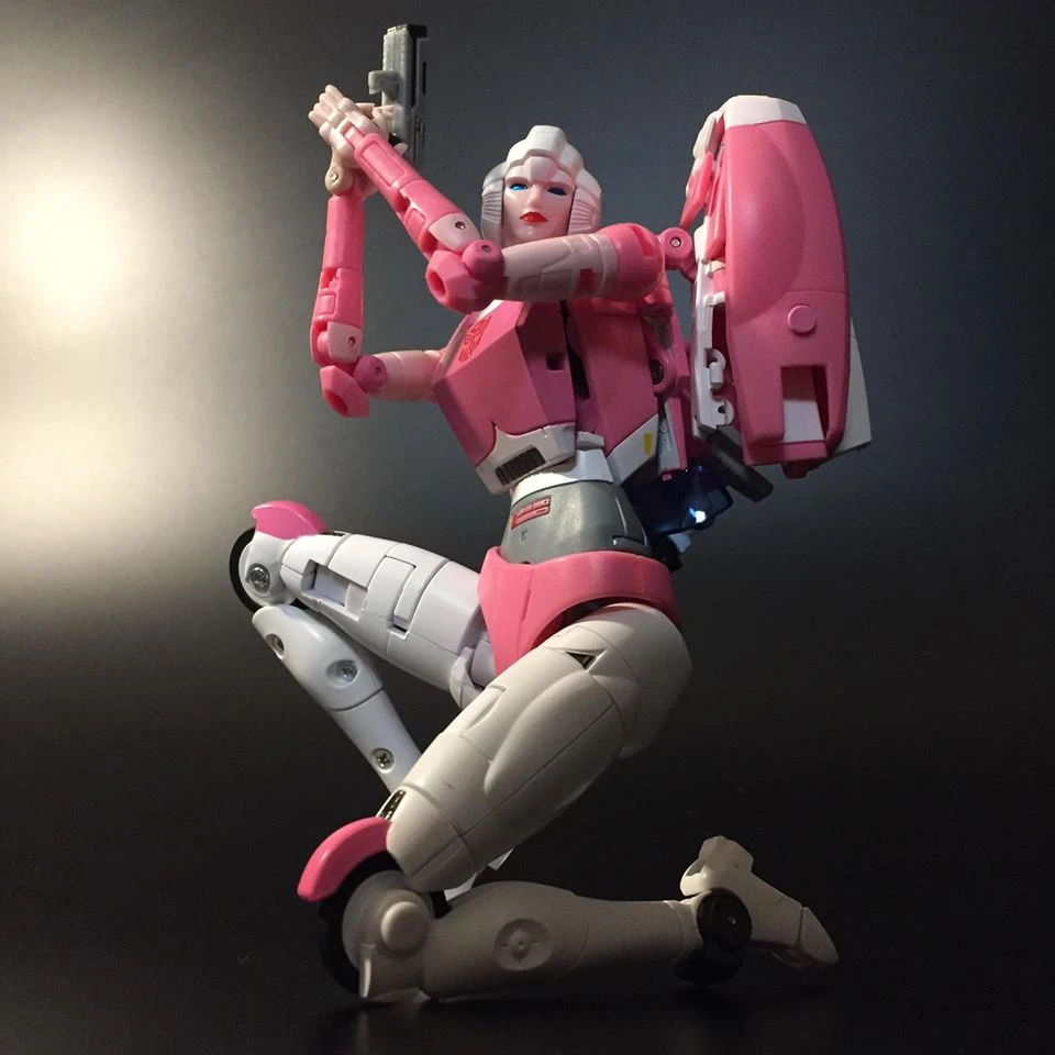 Fanstoys FT-24 Rouge Arcee 7 Fanstoys FT-24 Rouge Arcee - Image 7